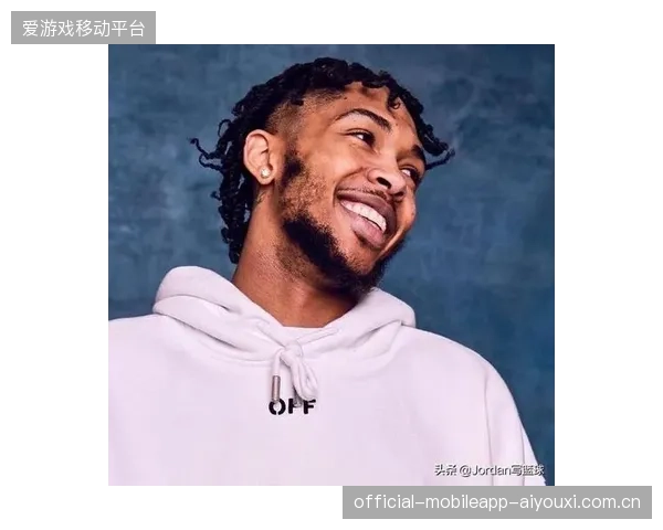 穆阿尼的“送空门”魔术：如何在关键时刻让球飞向天空？